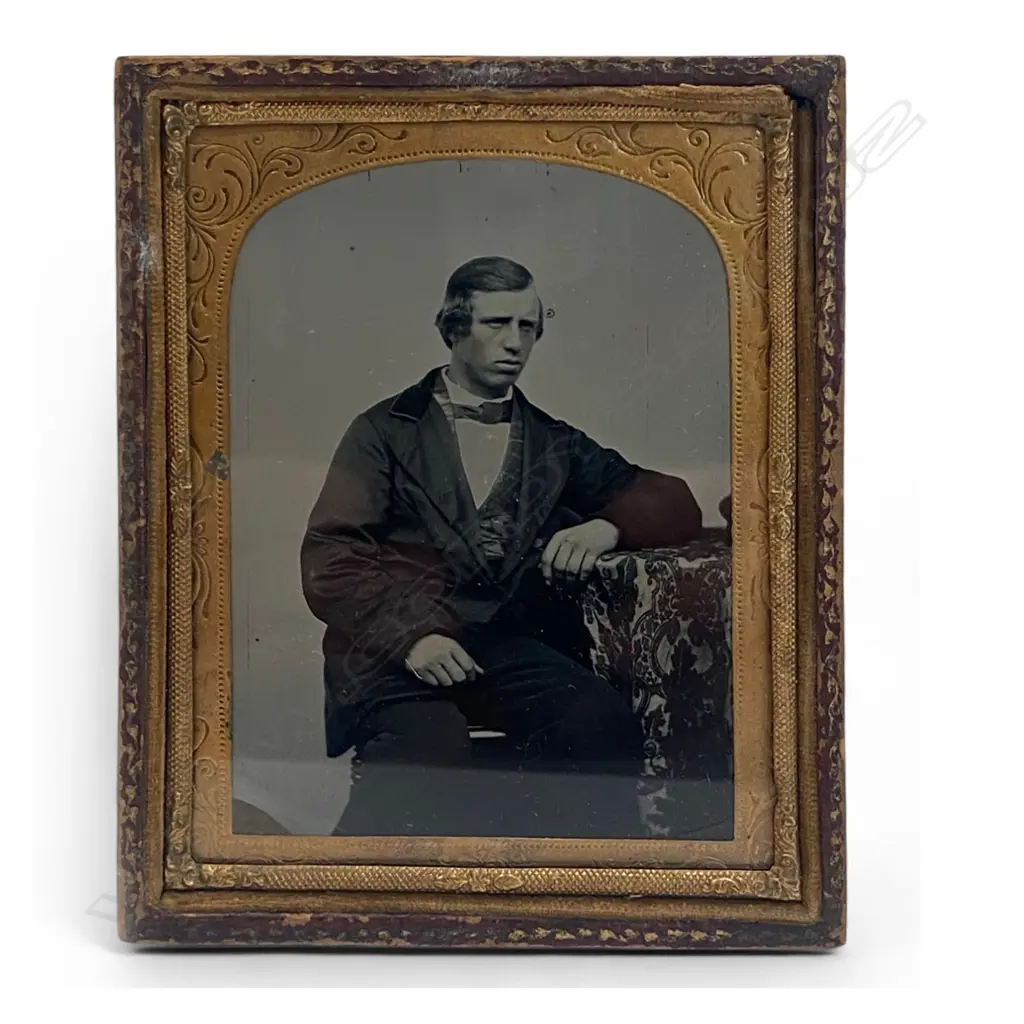 Ambrotype – seated man, Image 1++